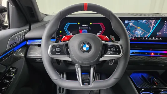 BMW M5 (G90) M5 2026 31