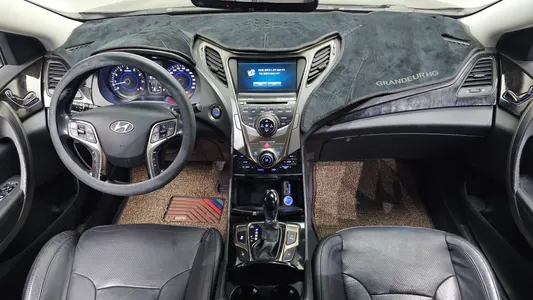 Hyundai Grandeur HG HG300 2011 7