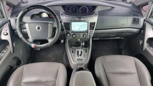 KG Mobility 코란도 투리스모 4WD 9 60th 2014 7