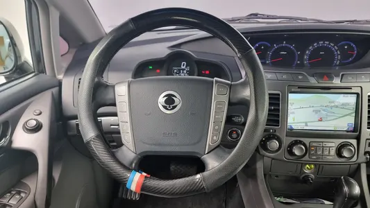 KG Mobility 코란도 투리스모 4WD 9 60th 2014 15