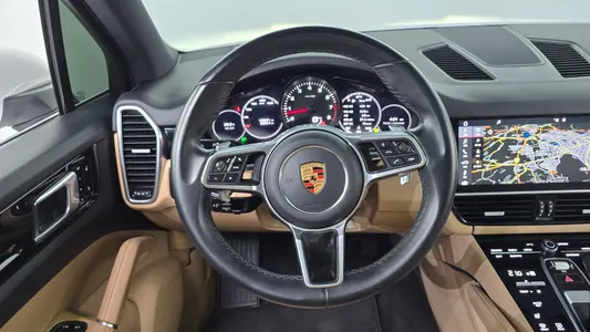 Porsche (PO536) 3.0 2019 13