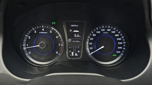 Hyundai Grandeur HG HG300 2011 8
