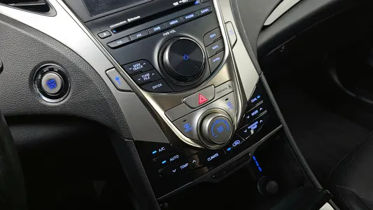 Hyundai Grandeur HG HG300 2011 16