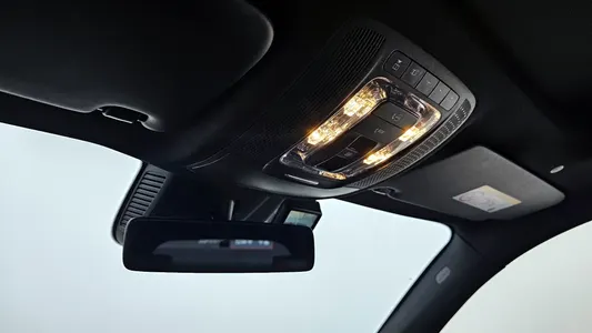 Mercedes-Benz GLB-Class X247 GLB220 2020 16