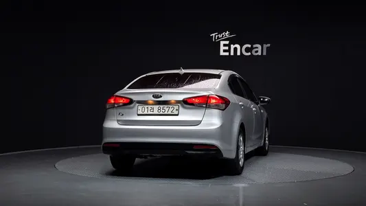 Kia K3 2017 4