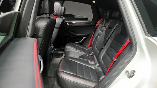 Porsche 마칸 3.0 GTS 2017 12