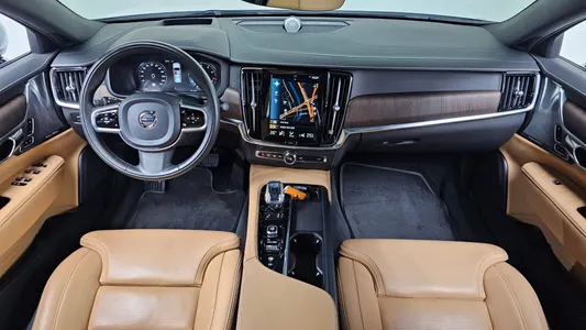 Volvo S90 B5 2021 7