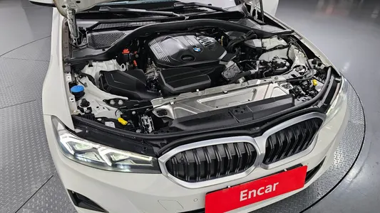 BMW 3 Series (G20) 320d 2023 6