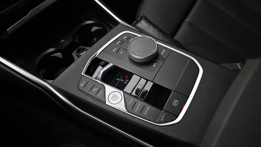 BMW 3 Series (G20) 320d 2023 9