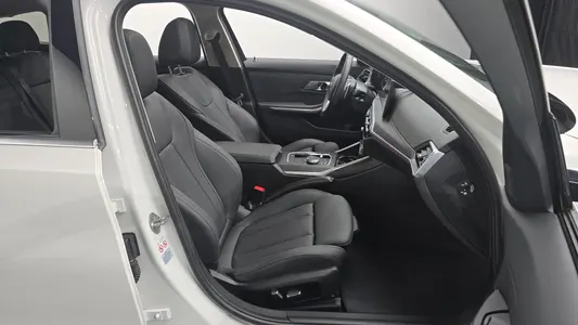 BMW 3 Series (G20) 320d 2023 10