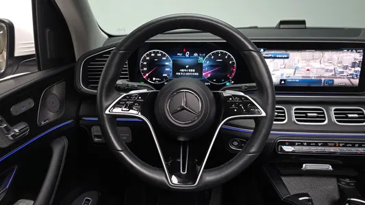 Mercedes-Benz GLE-Class W167 GLE450 4MATIC 2024 12