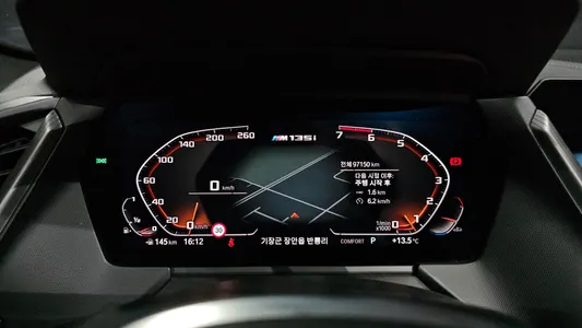 BMW 1 Series (F40) M135i xDrive 2022 8