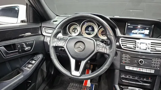 Mercedes-Benz E-Class W212 E220 2015 13