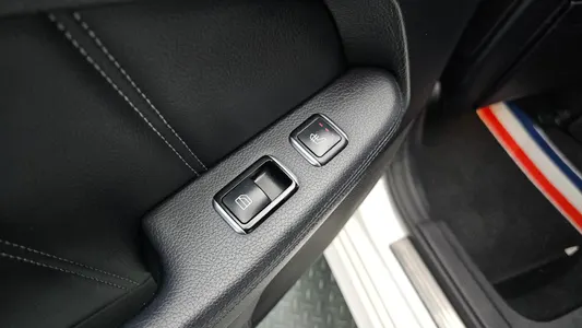 Mercedes-Benz E-Class W212 E220 2015 17