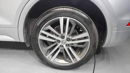 Audi Q5 (FY) 50 TDI 2020 4