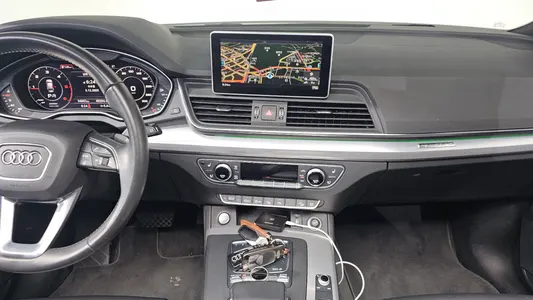 Audi Q5 (FY) 50 TDI 2020 13