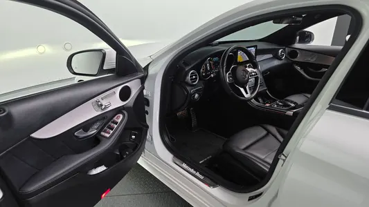 Mercedes-Benz C-Class W205 C200 AMG Line 2020 11