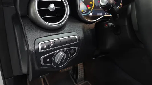 Mercedes-Benz C-Class W205 C200 AMG Line 2020 17
