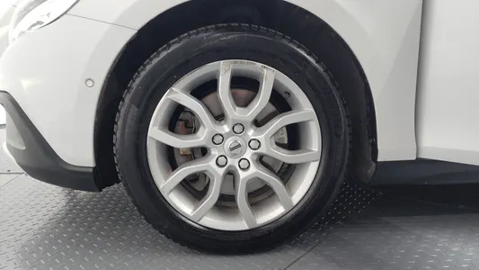 Volvo V40 D3 2018 5