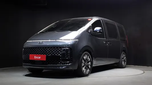 Hyundai Staria 9 2022