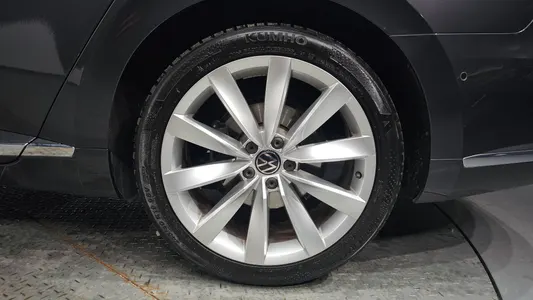 Volkswagen 아테온 2.0 TDI 2022 5
