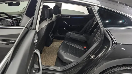 Volkswagen 아테온 2.0 TDI 2022 11