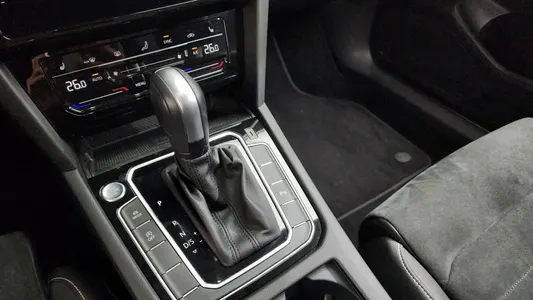 Volkswagen GT(B8) 2.0 TDI 2021 9