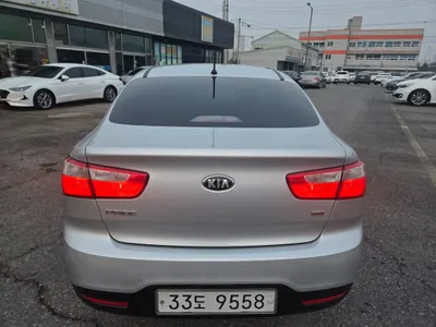 Kia 프라이드 1.6 GDI 2012 4