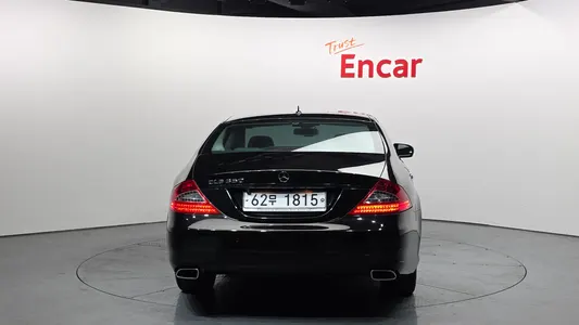 Mercedes-Benz CLS-Class W219 CLS350 2009 4