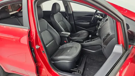 Kia 프라이드 1.4 MPI 2014 11