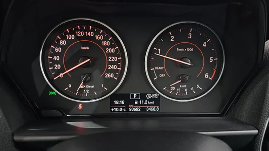 BMW 1 Series (F20) 118d 5 2015 8