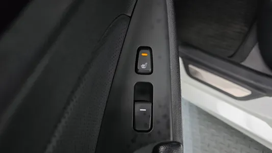 Hyundai YF F24 GDI 2011 19