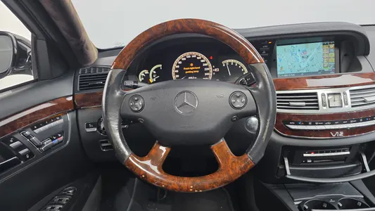 Mercedes-Benz S-Class W221 S550L 2007 14