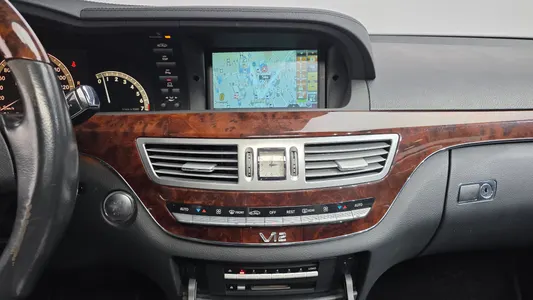 Mercedes-Benz S-Class W221 S550L 2007 15