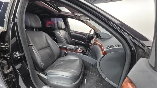 Mercedes-Benz S-Class W221 S550L 2007 10