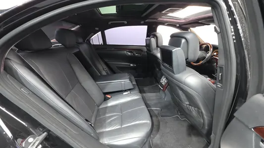 Mercedes-Benz S-Class W221 S550L 2007 19