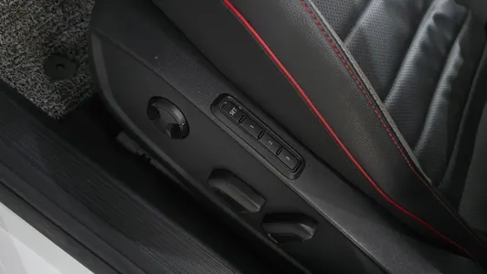 Volkswagen 8 2.0 GTI 2023 18
