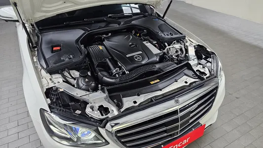 Mercedes-Benz E-Class W213 E300 4MATIC 2020 6
