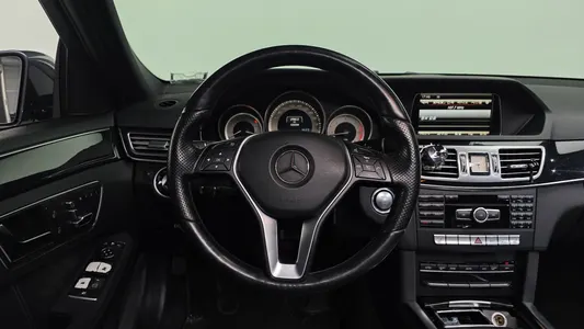 Mercedes-Benz E-Class W212 E250 4MATIC 2015 13