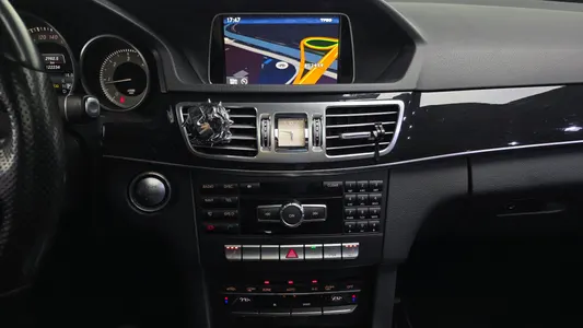 Mercedes-Benz E-Class W212 E250 4MATIC 2015 14