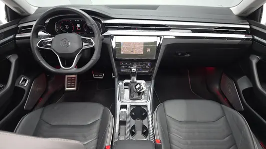 Volkswagen 아테온 2.0 TDI 2022 7