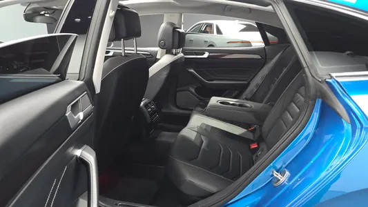 Volkswagen 아테온 2.0 TDI 2022 12