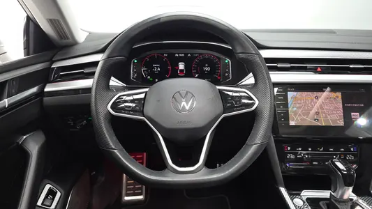 Volkswagen 아테온 2.0 TDI 2022 13