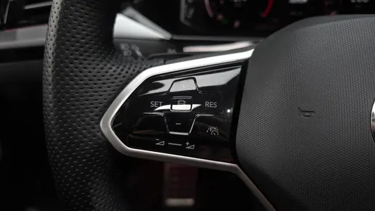 Volkswagen 아테온 2.0 TDI 2022 17