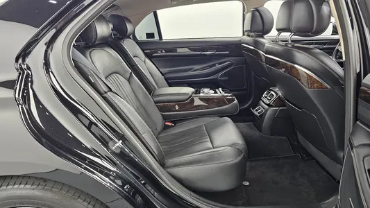 Genesis G90 3.8 AWD 2021 12