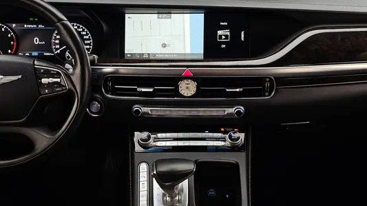 Genesis G90 3.8 AWD 2021 14