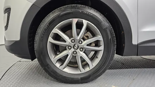 Hyundai DM (e-VGT) 2.2 4WD 2012 5