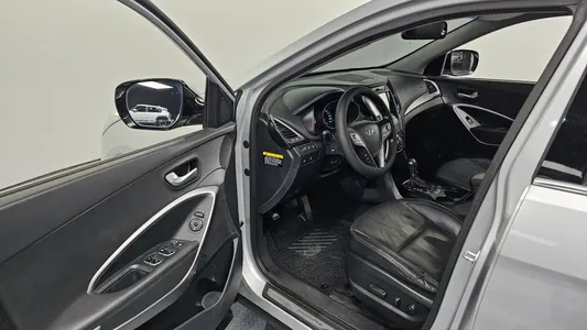 Hyundai DM (e-VGT) 2.2 4WD 2012 10