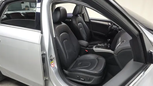 Audi A4 2.0 TDI 2012 12
