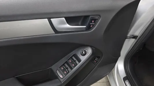 Audi A4 2.0 TDI 2012 13